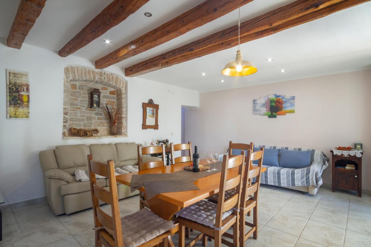 Holiday Stone House Bale Extérieur photo