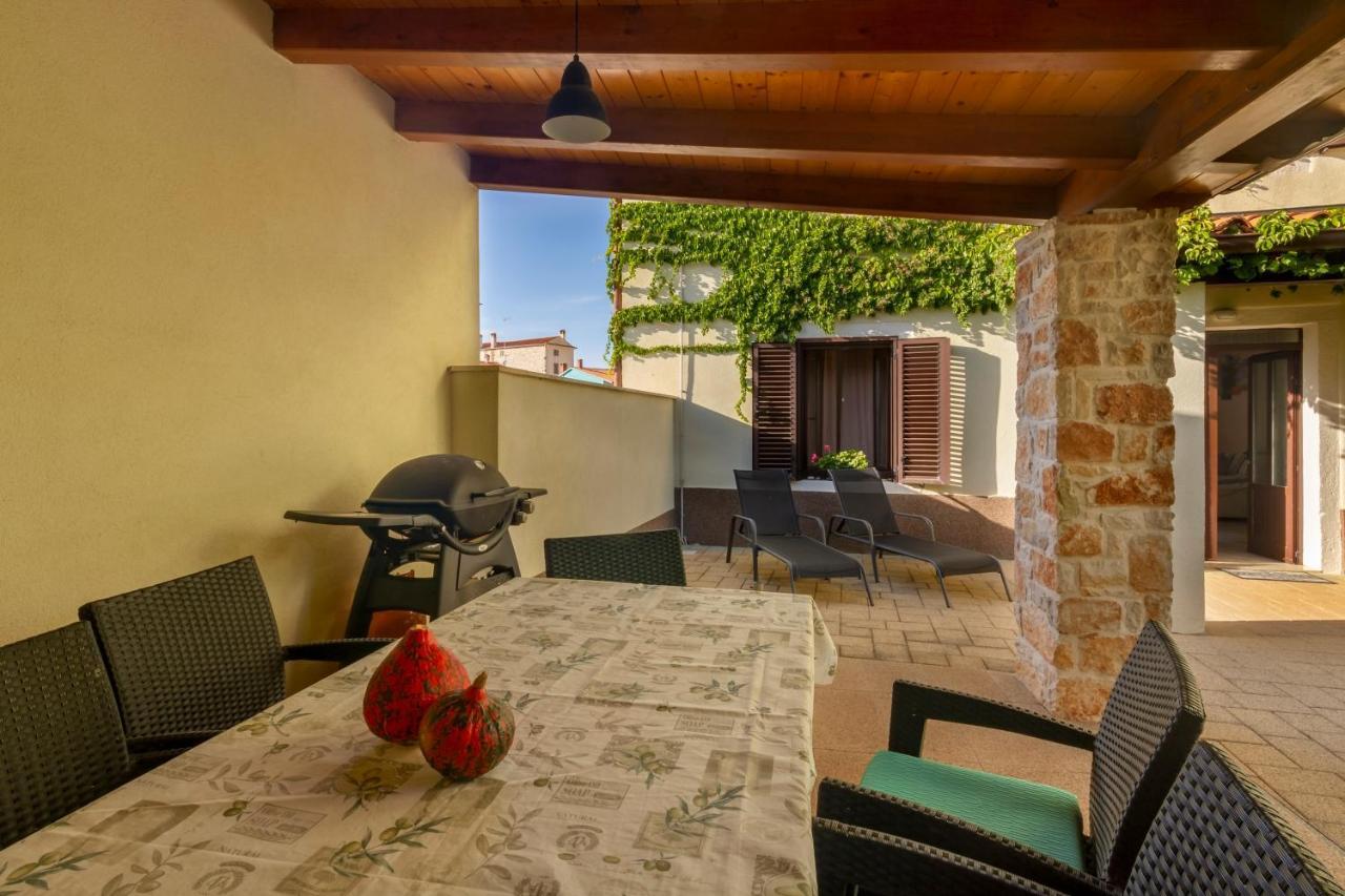 Holiday Stone House Bale Extérieur photo
