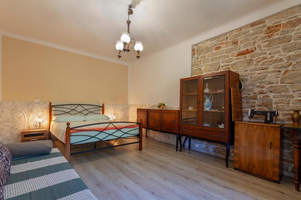 Holiday Stone House Bale Extérieur photo